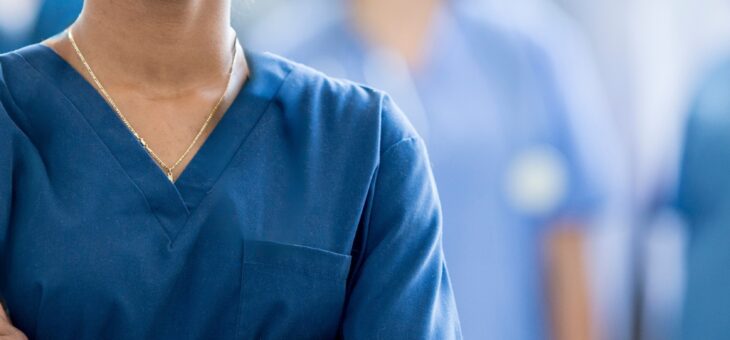 Comment organiser efficacement le remplacement de votre infirmière libérale pendant les congés