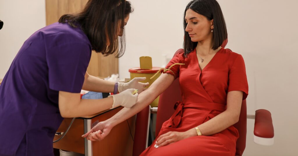 diabète-prise-sang-glycémie-HbA1c-suivi
